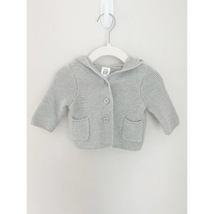 Baby Gap Baby Brannan Bear Cardigan Knit Sweater Gray 0-3 Months